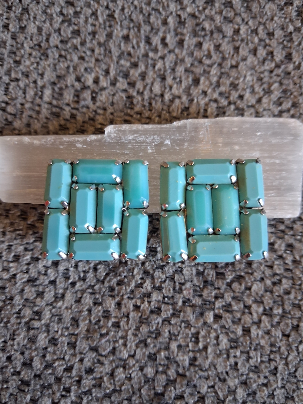 Vintage Weiss Art Deco Turquoise Cluster Clip-On Earrings